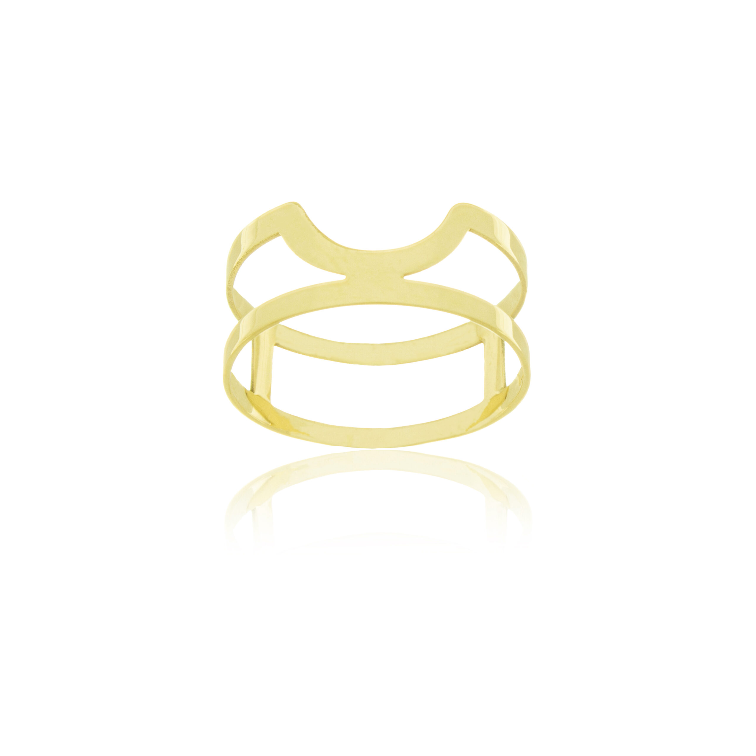 Imagen de producto con fondo blanco mostrando anillo con forma de omega en oro 18K