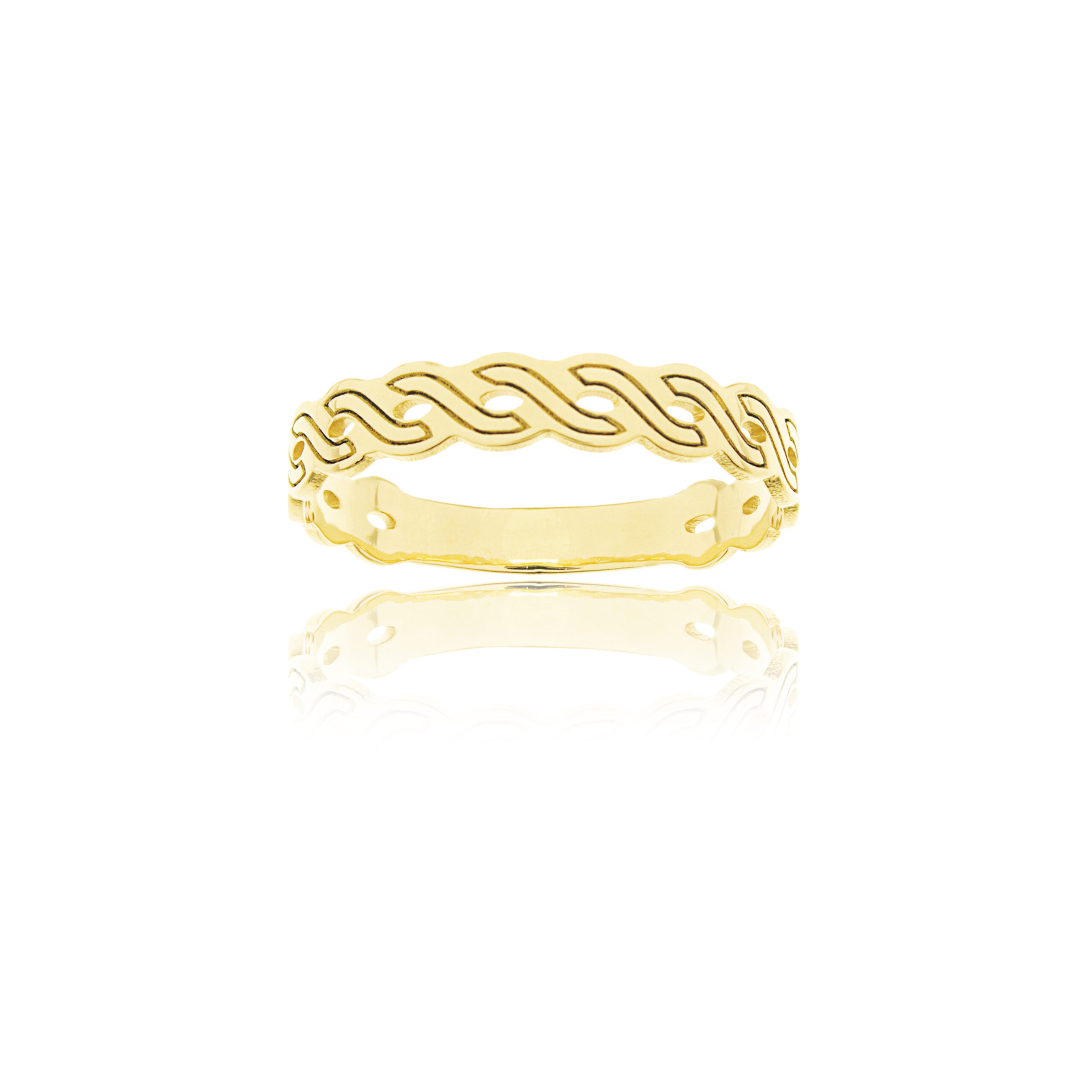 Foto de producto con fondo blanco. Anillo de Eslabones de oro 18K para mujer